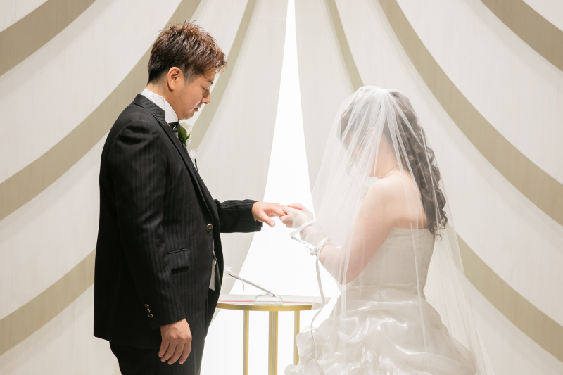 ウエディングとカラードレスレポート３