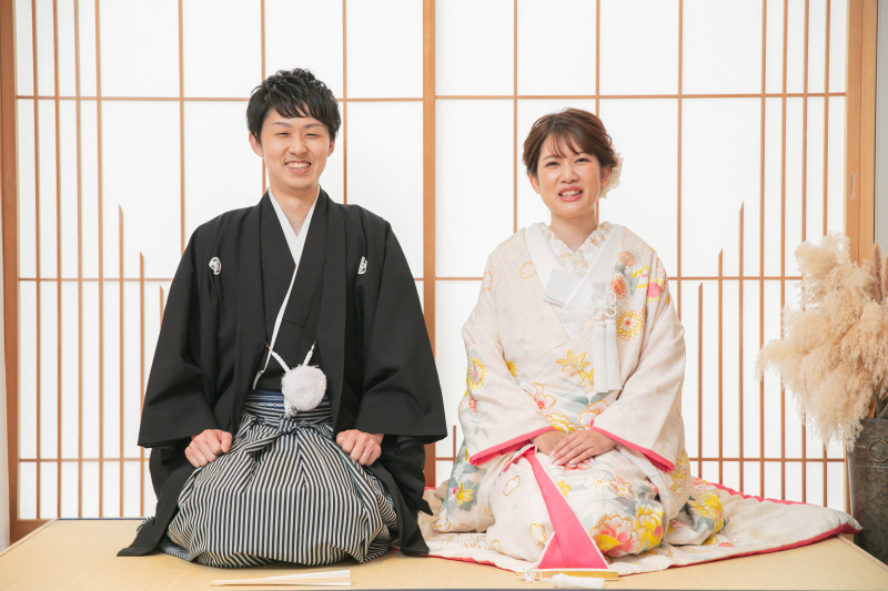 和装スタジオ、チャペルでウエディングとカラードレスフォト