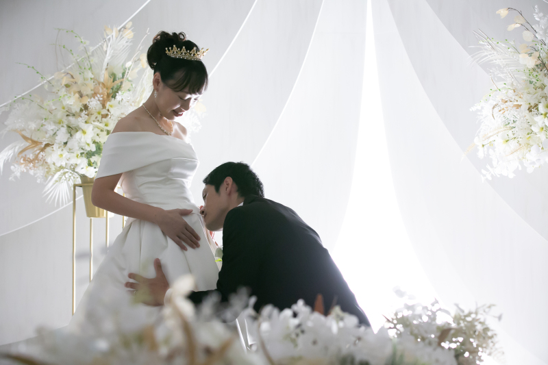 マタニティでも安心のドレス&ヘアメイク!