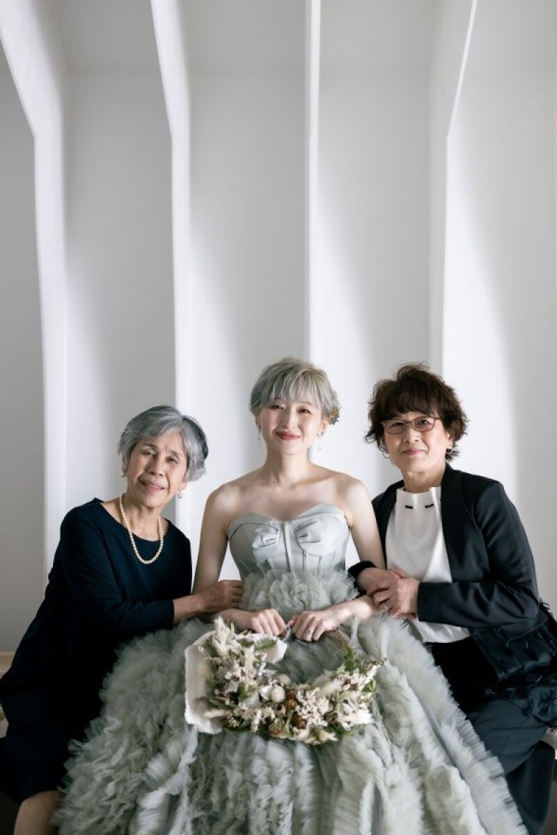小さな結婚式 福岡店_家族・友人を撮影に呼べる