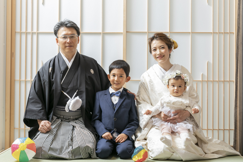 小さな結婚式 福岡店_家族・友人を撮影に呼べる