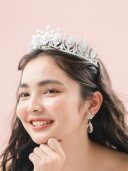 髪飾り：Olivia Tiara 