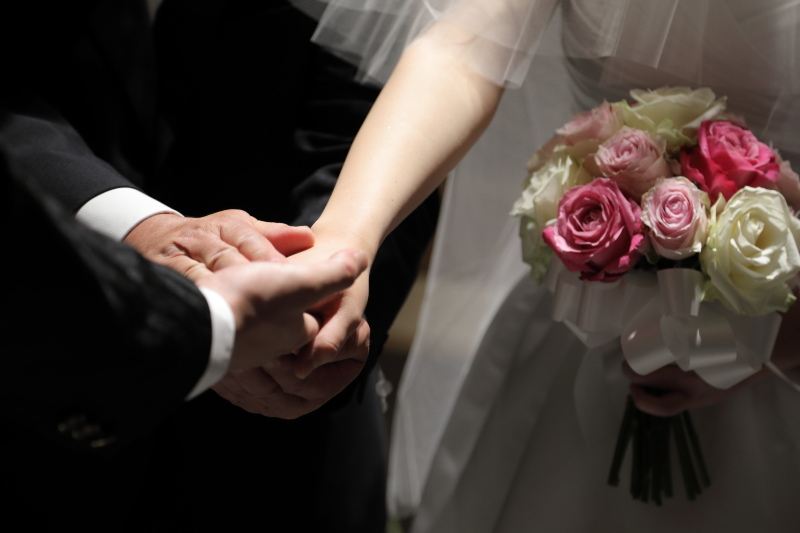 まるで、結婚式をしているかのようなお写真