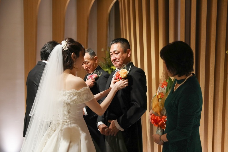 ご家族様へ花束の贈呈