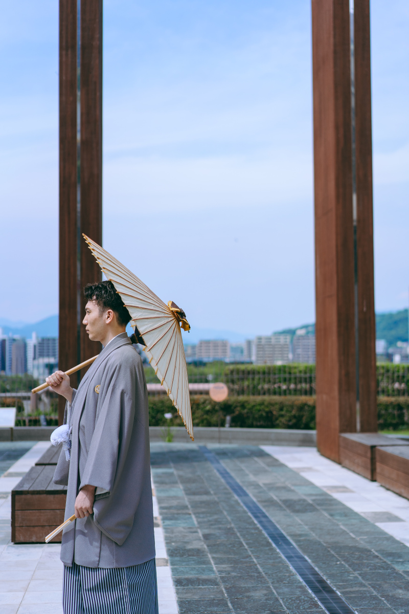 小さな結婚式広島店_色打掛・着物が豊富