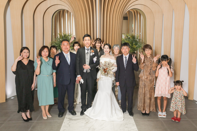 小さな結婚式広島店_家族・友人を撮影に呼べる