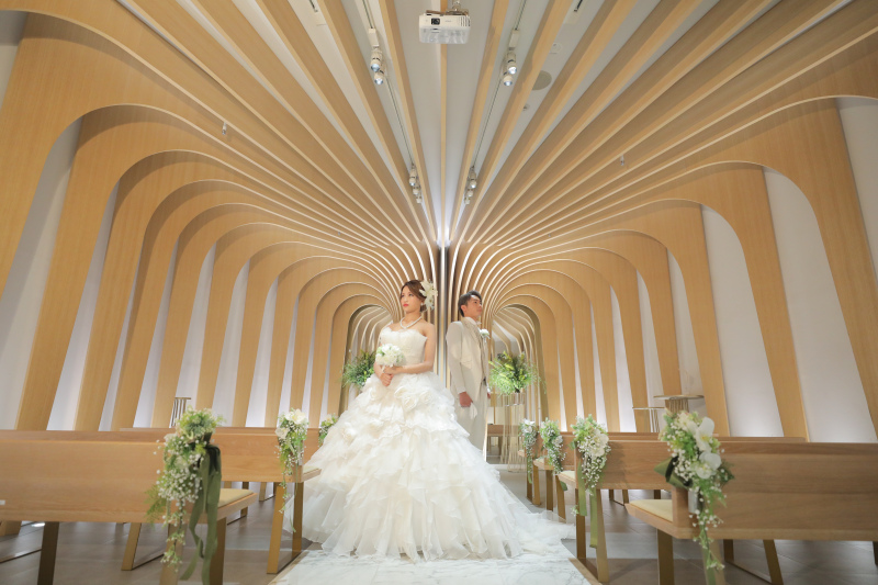 ★最大約80%OFF★和装&洋装各1着_チャペルフォトプラン|全データ付☆衣装追加料金なしで安心!基本料金のみでOK◎