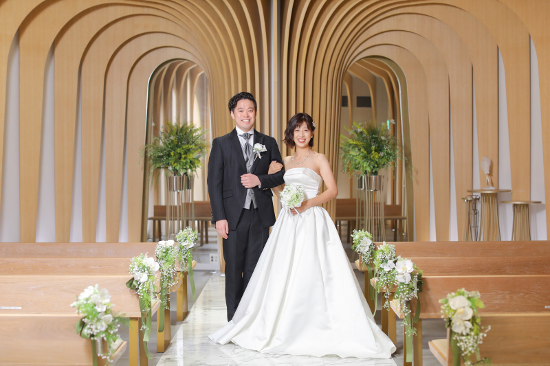 【よくばりプラン】ウェディングドレスもカラードレスも着たい方へ☆衣装チェンジ5分・撮影時間1時間!全データ50カット以上*