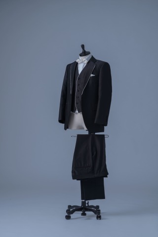 細パイピング白