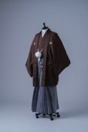 ブラウン紋服