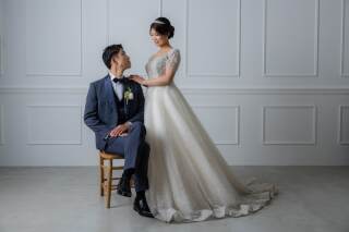 ウェディングドレスも！カラードレスも！