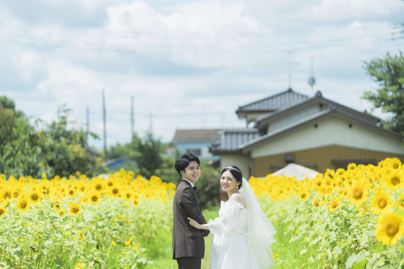 笑顔とひまわり