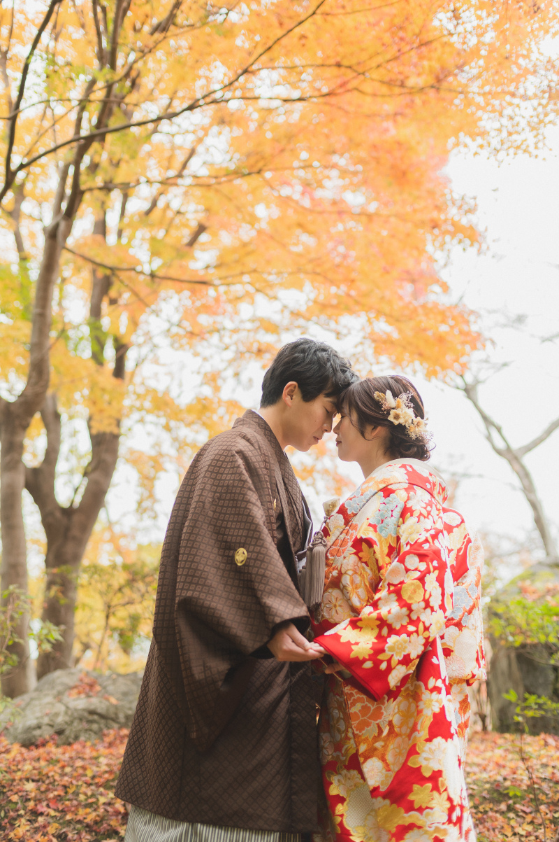紅葉の前で、おでこを付けてもらいました!