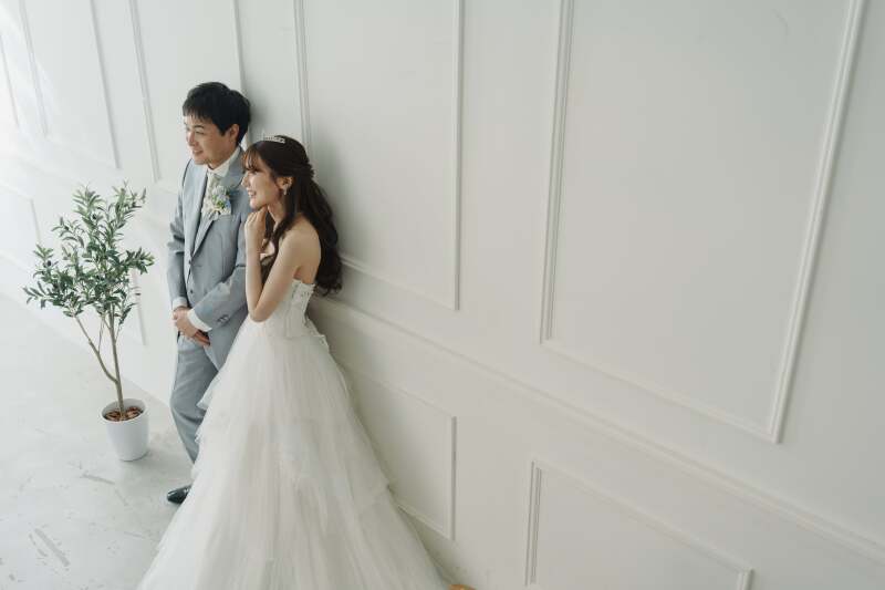 広々とした白壁で