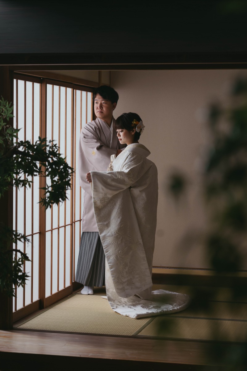 しっとりとした雰囲気で