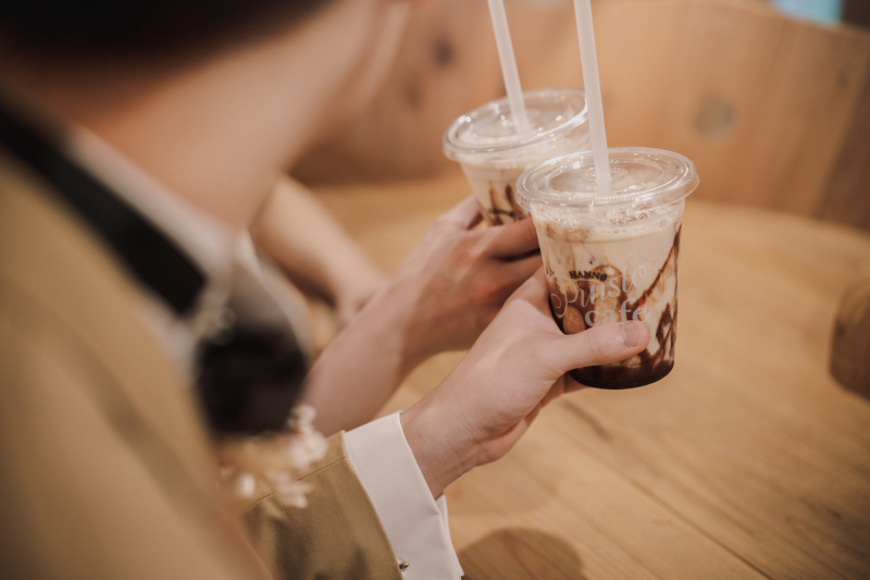 飲み物と一緒に