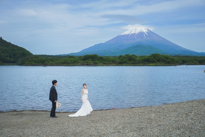 洋装に着替えて