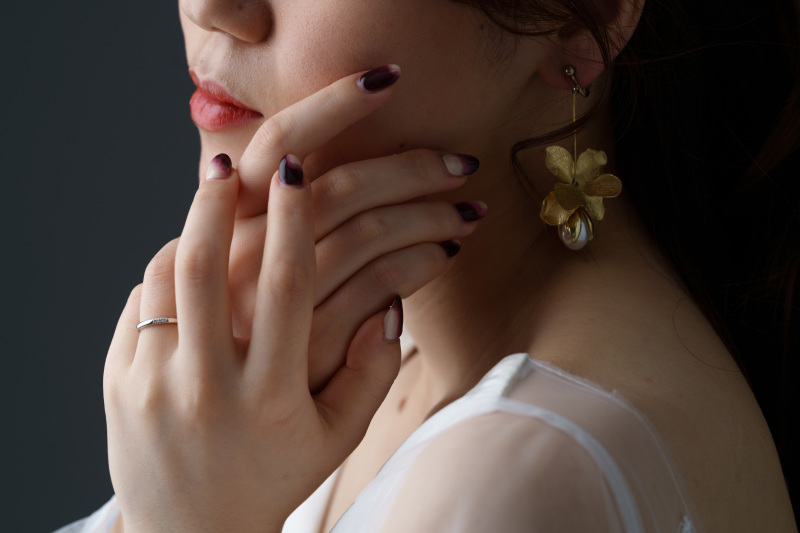 ネイルを主張して