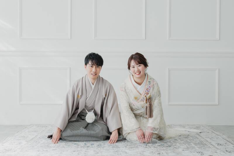 正座シーンも。