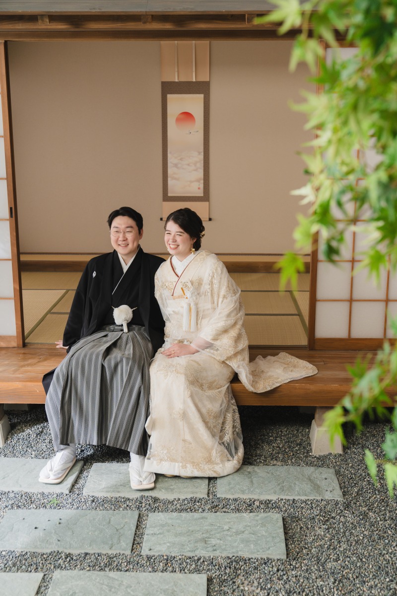 縁側に座った感じも