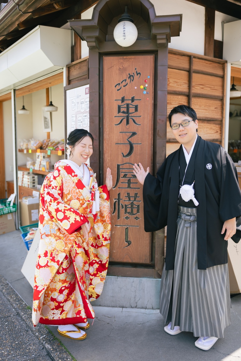 まずはお菓子横丁から!