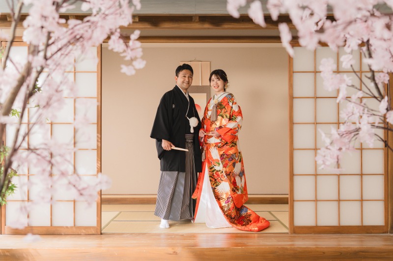 伝統的な立ち姿