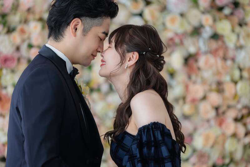 ぐーっと顔を近づけて！