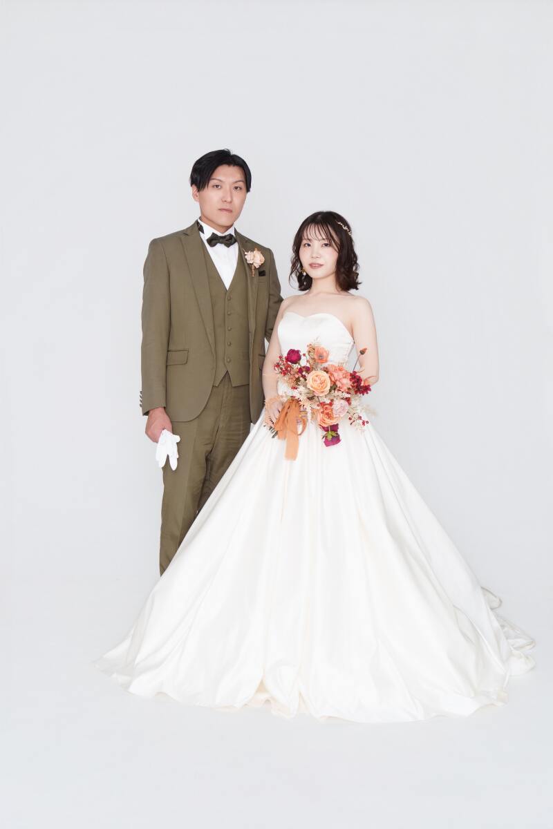 シンプルな背景で