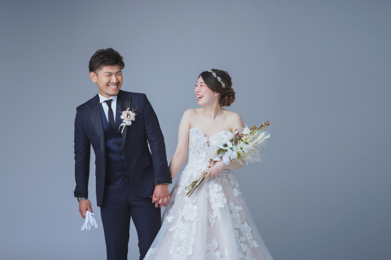 二人の関係性から生まれる笑顔。