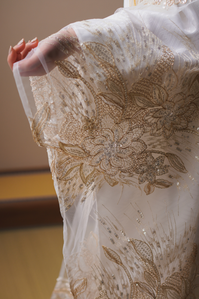 打掛のレース。