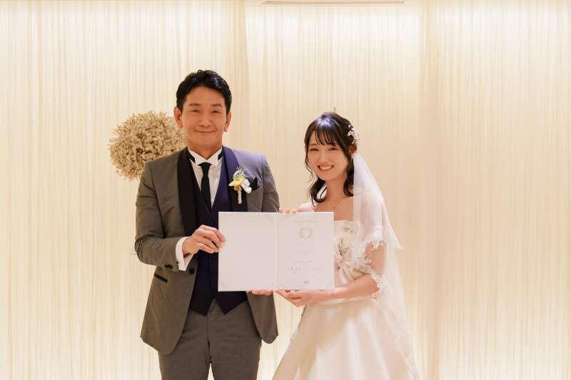 署名のシーンも