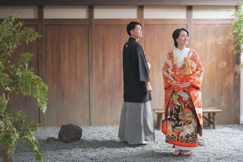 光が差し込んで...