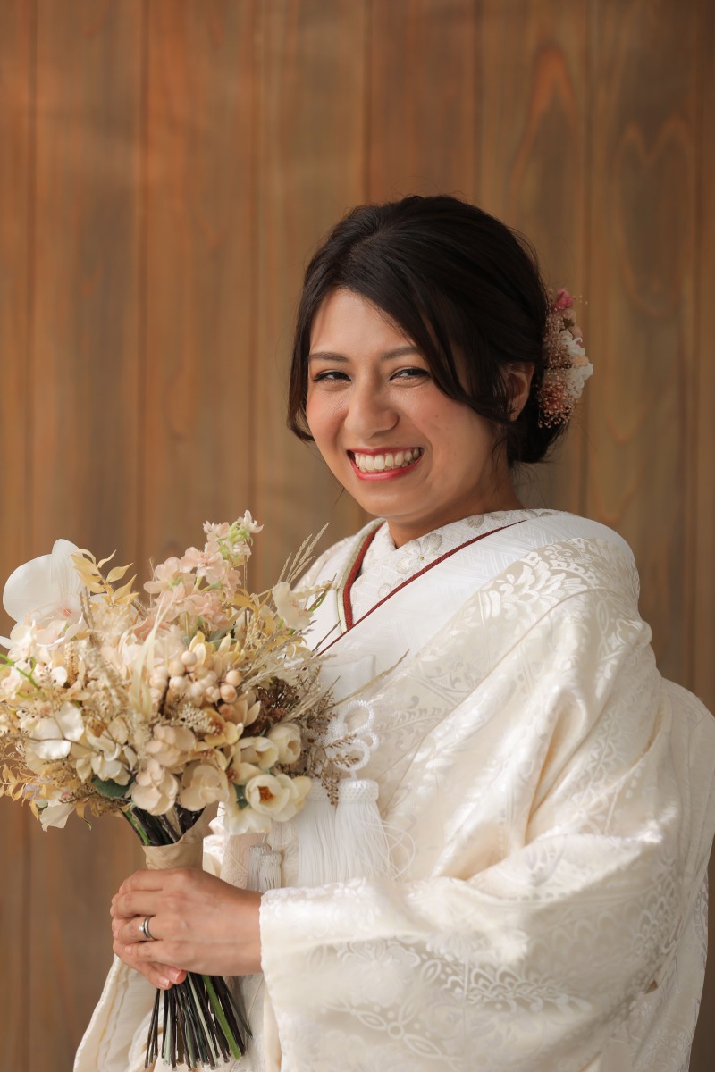 ブーケを持って