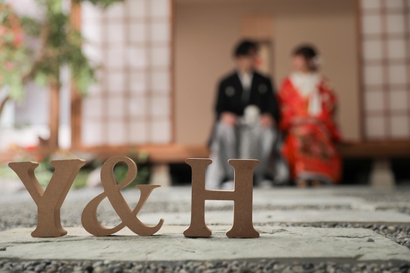 イニシャルモチーフと