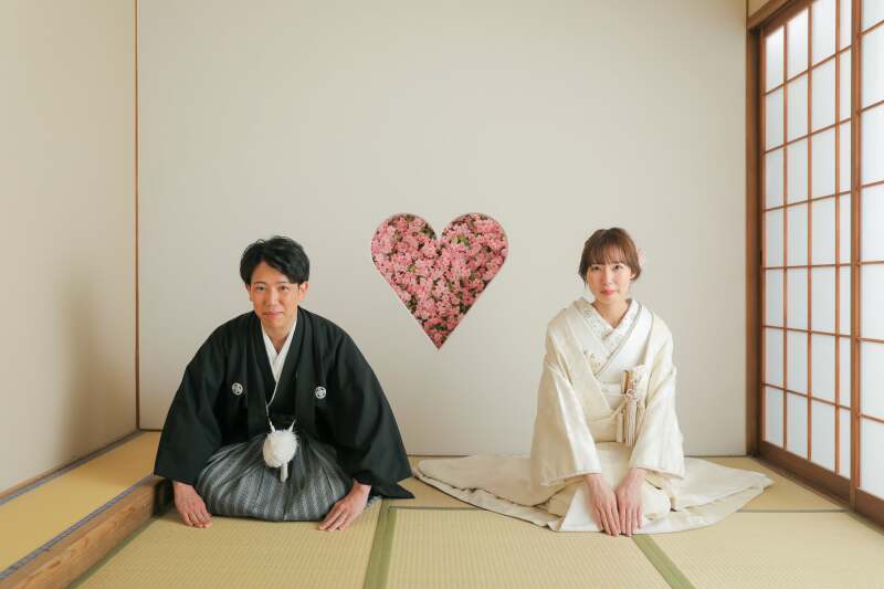 ハートの猪目窓でお辞儀フォト♡