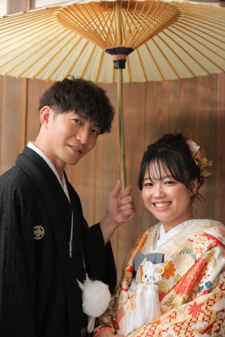 屋内庭園でお二人らしいお写真を！