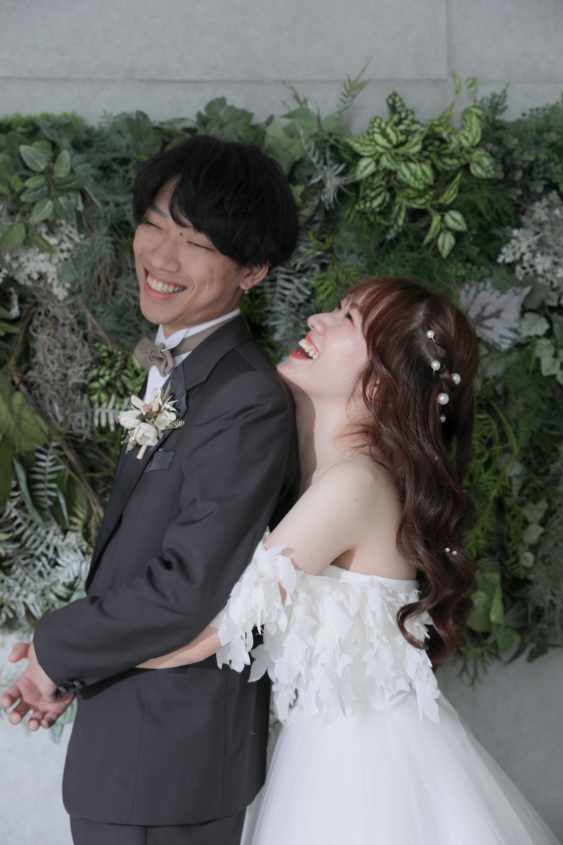 まずは洋装から