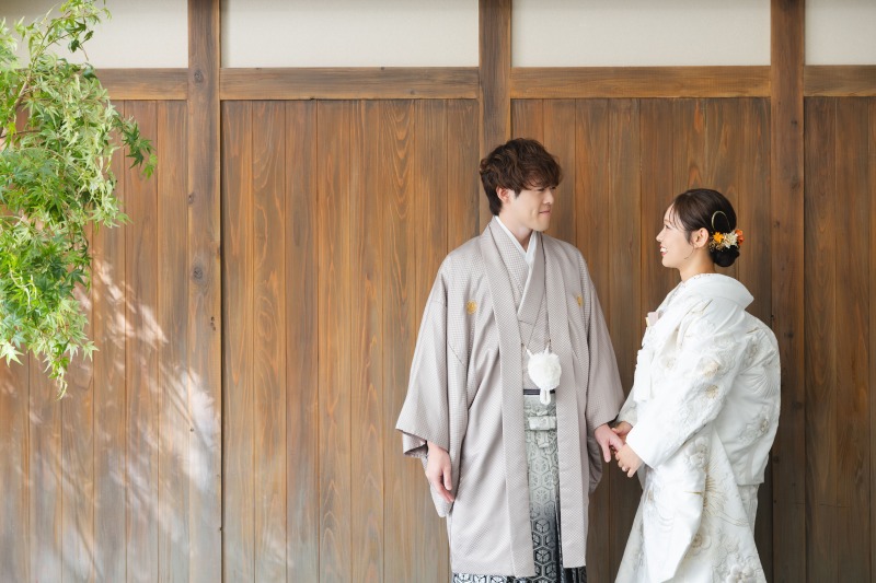 まずは和装から!