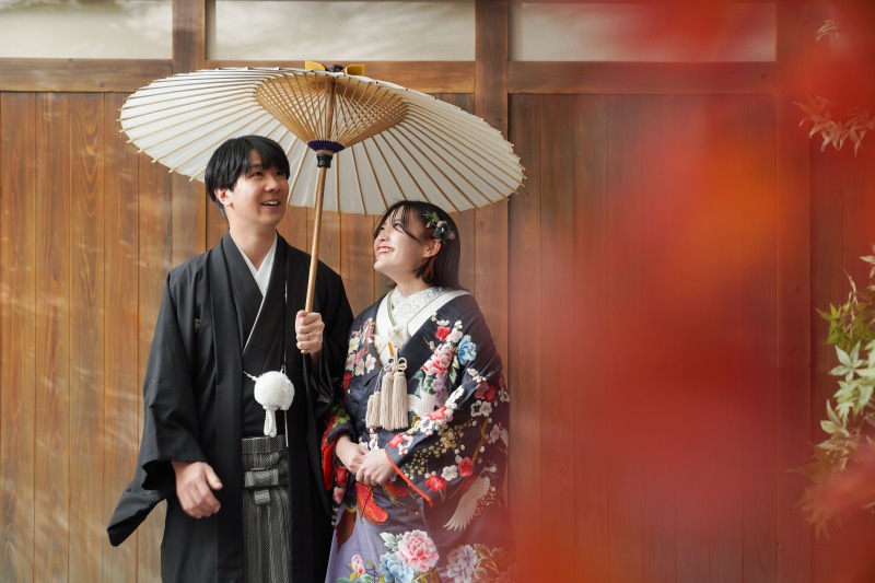 同じ傘に入って