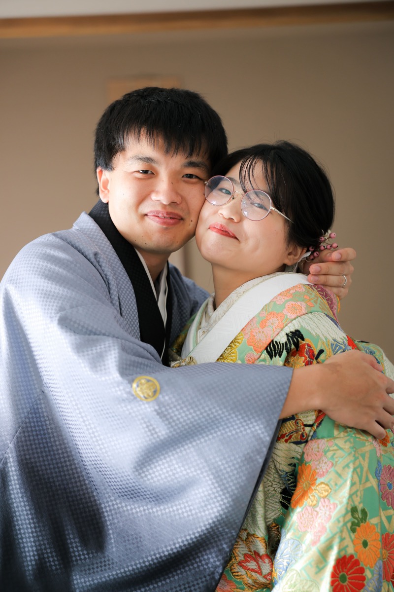 ぎゅっと近づけて