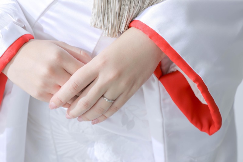 紅白の色合いが美しい白無垢