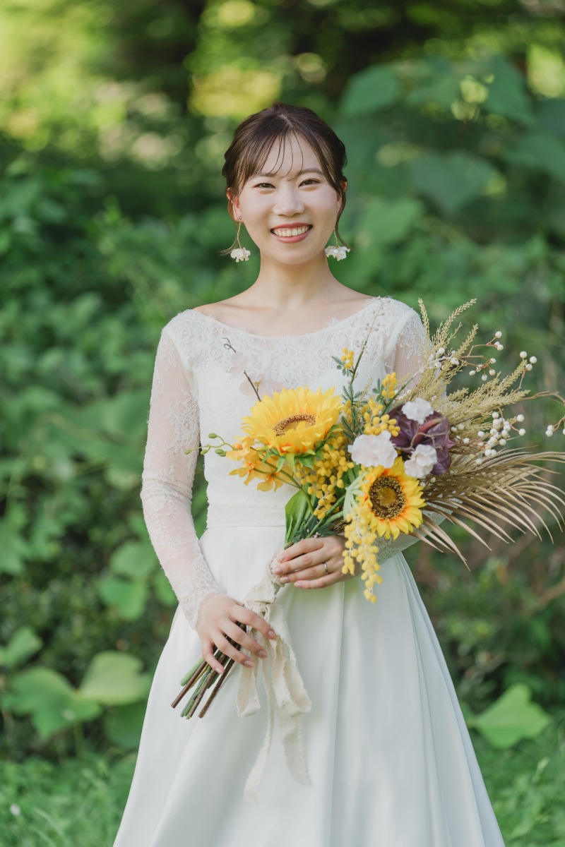 ブーケを持って