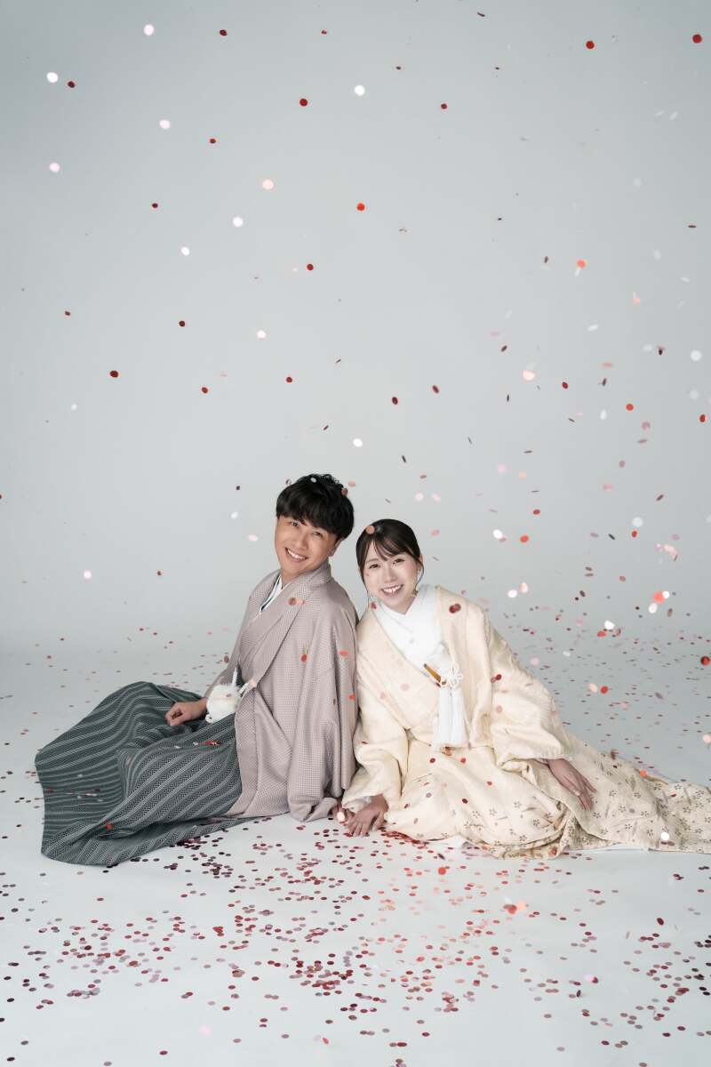 スタジオで笑顔いっぱいの撮影！