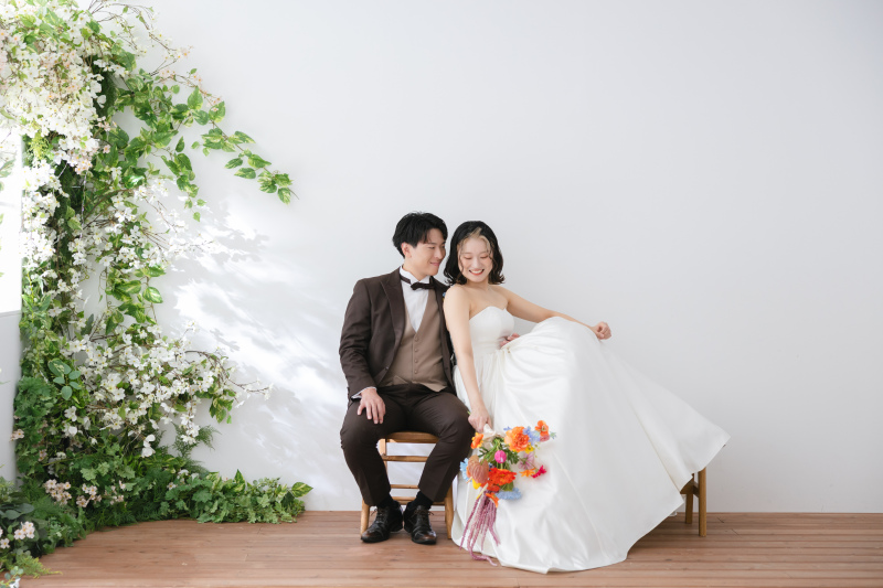 まずはウェディングドレスから！