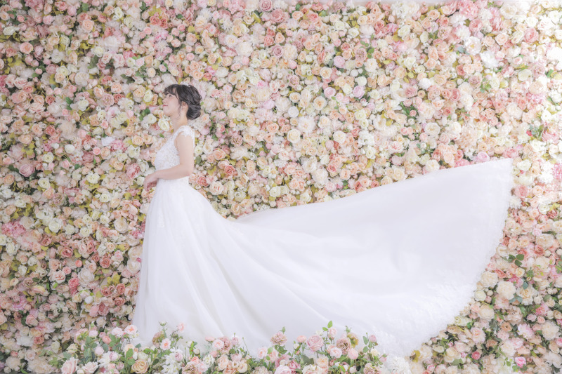 ボリュームあるドレスを活かして