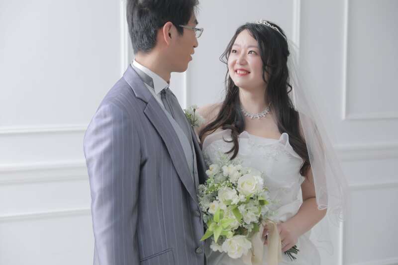 見つめあって...