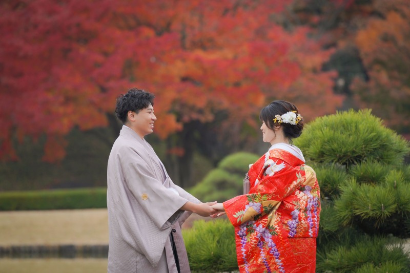 手を繋いで