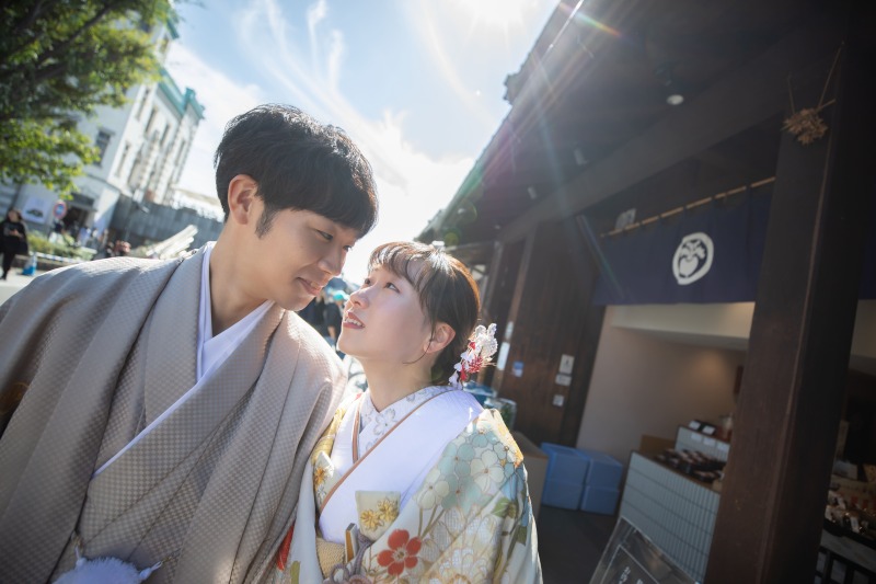 見つめあって...