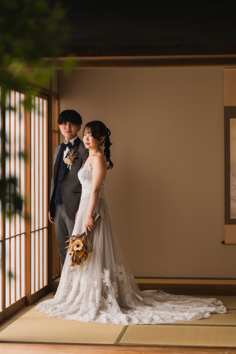 落ち着いた感じで