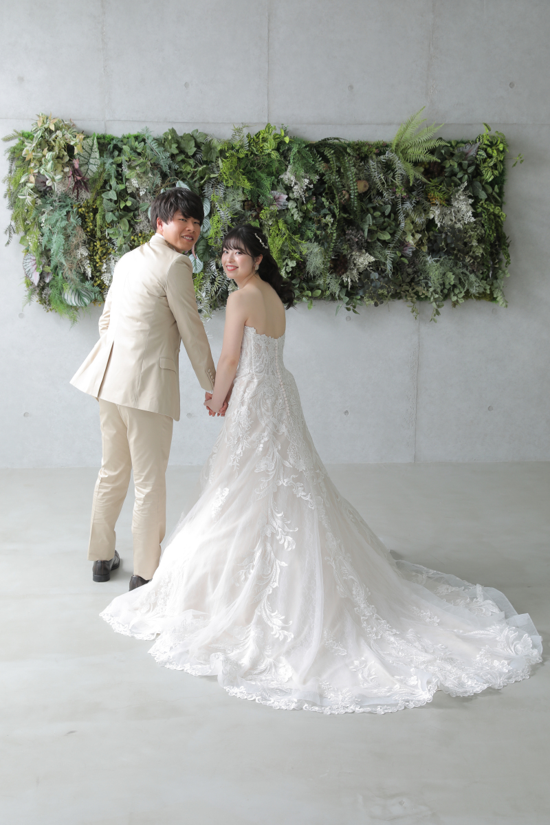 洋装にお色直し